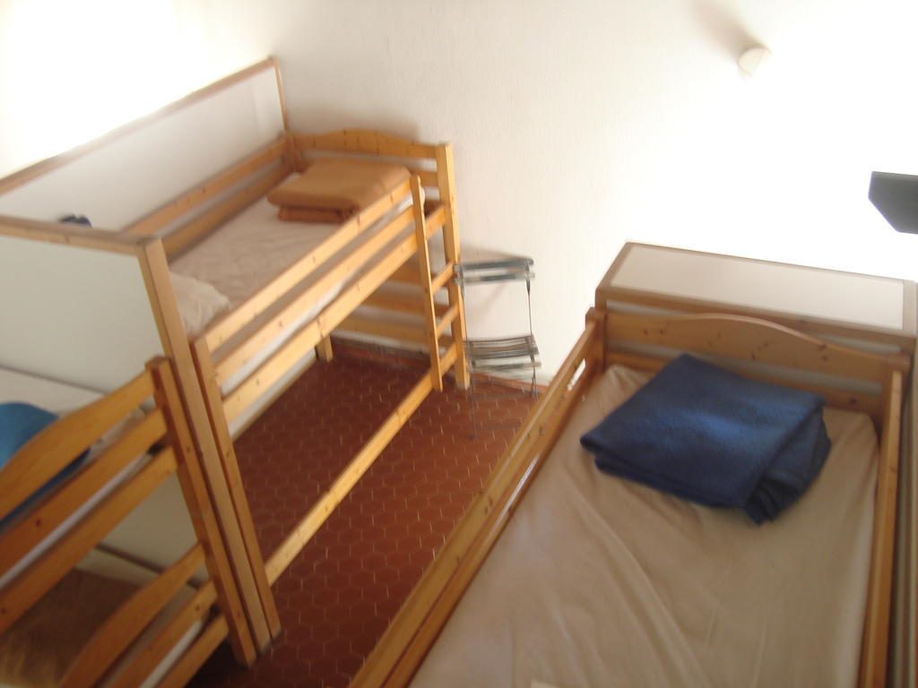 Auberge Des Seguins Buoux Стая снимка