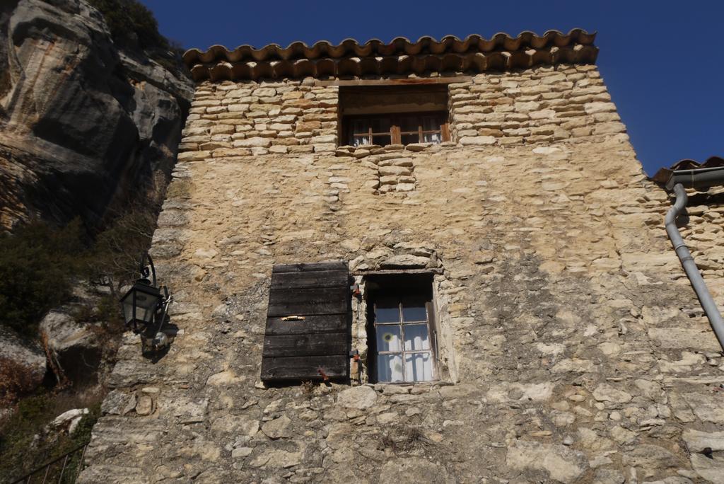 Auberge Des Seguins Buoux Екстериор снимка