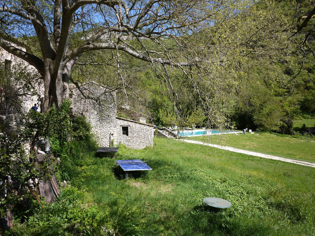 Auberge Des Seguins Buoux Екстериор снимка